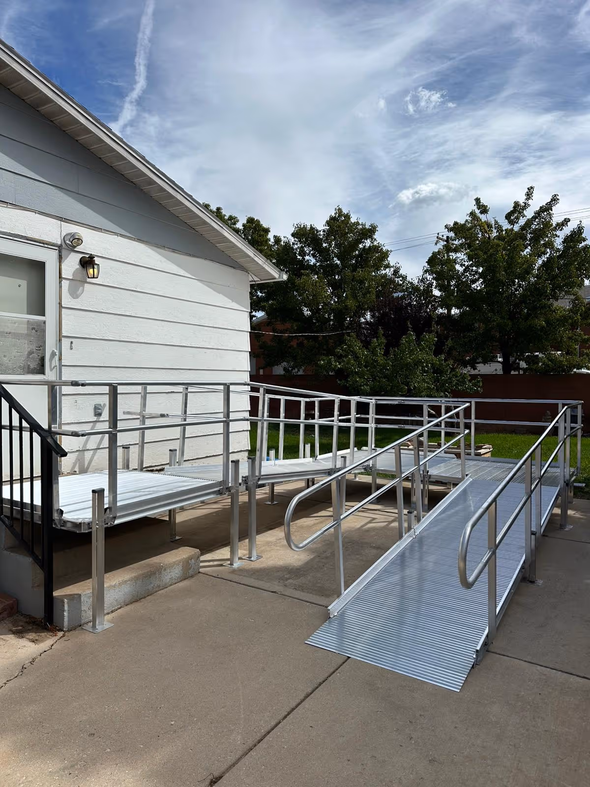 Prefabricated wheelchair ramp
